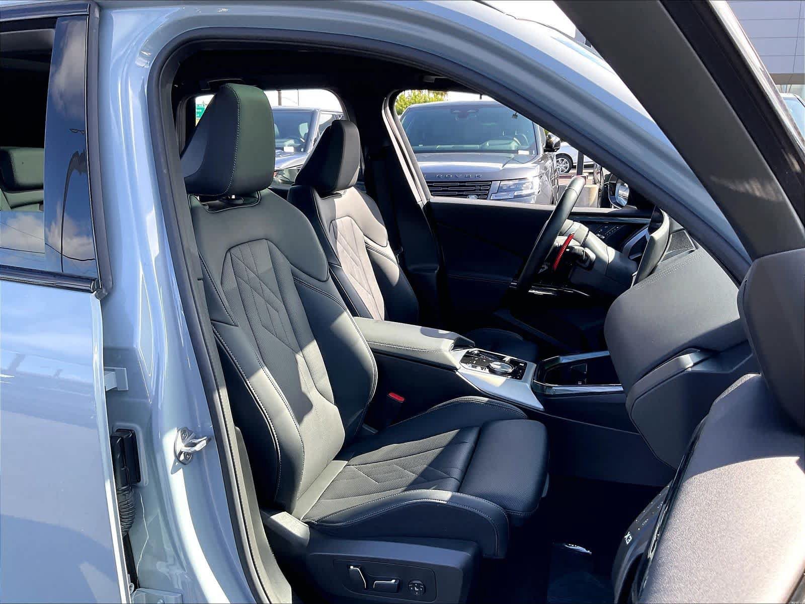 Used 2025 BMW X3 M50 w/ Premium Package AWD/4WD image 10