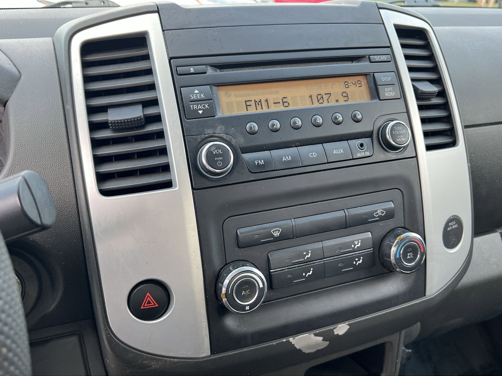 Used 2014 Nissan Frontier S w/ S Preferred Package image 16