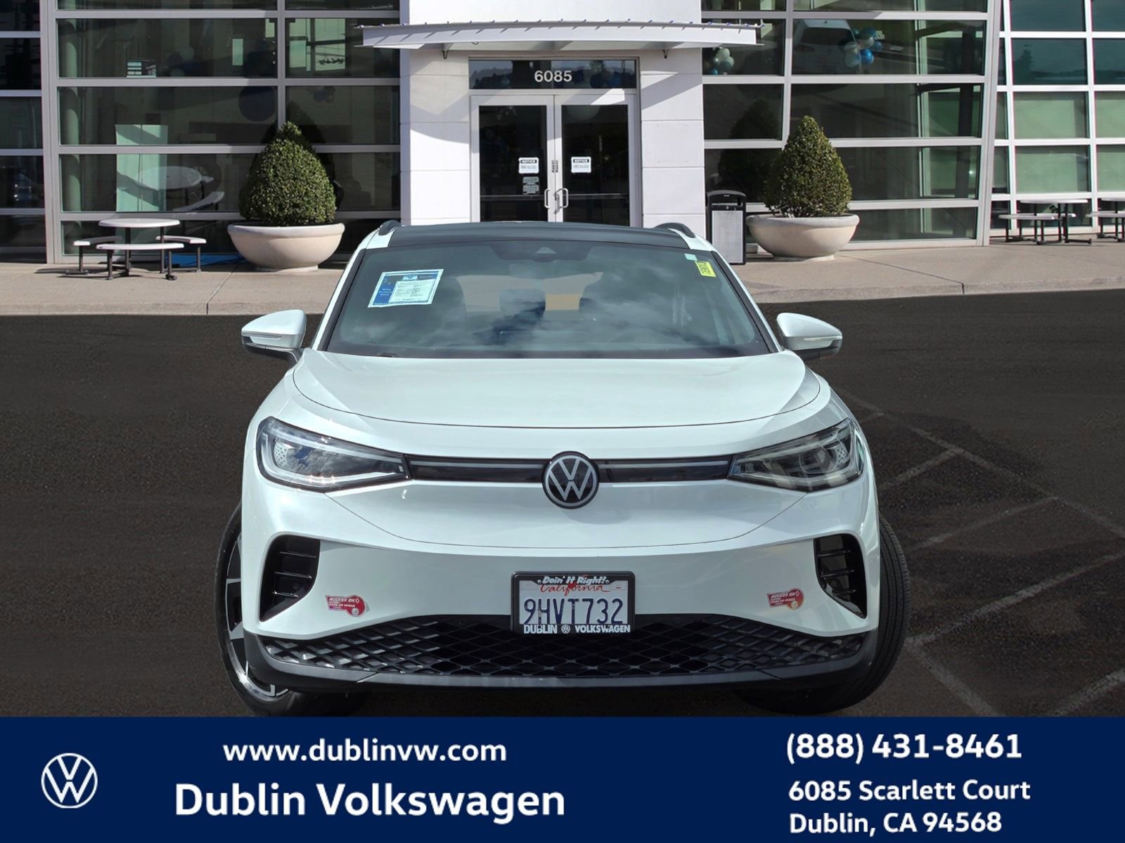 Used 2023 Volkswagen ID.4 Pro S image 2