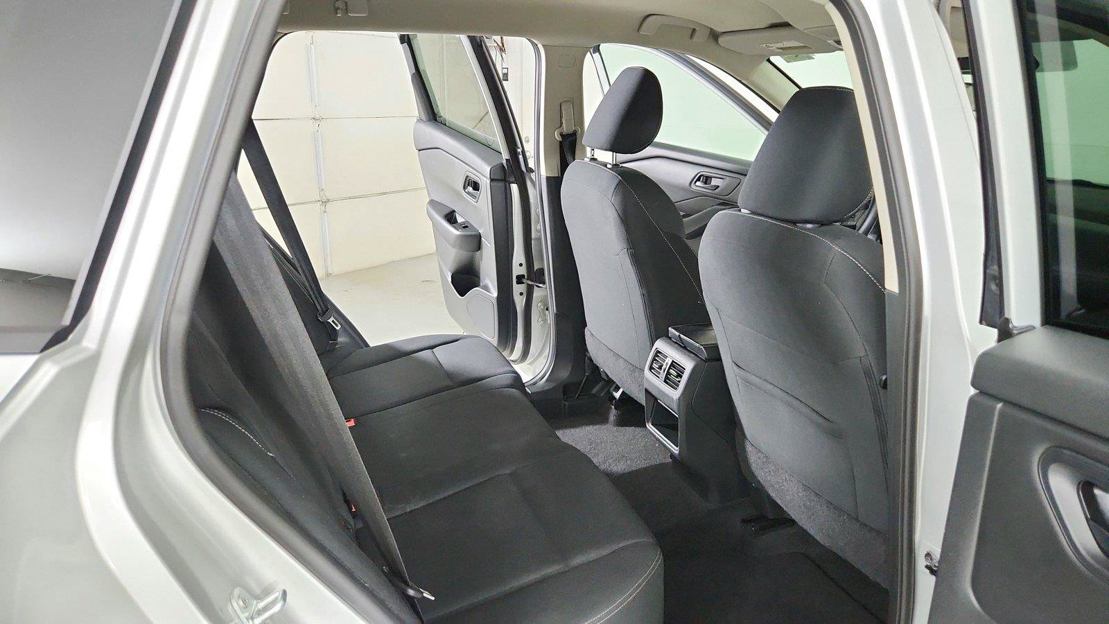 Used 2024 Nissan Rogue S AWD/4WD image 25