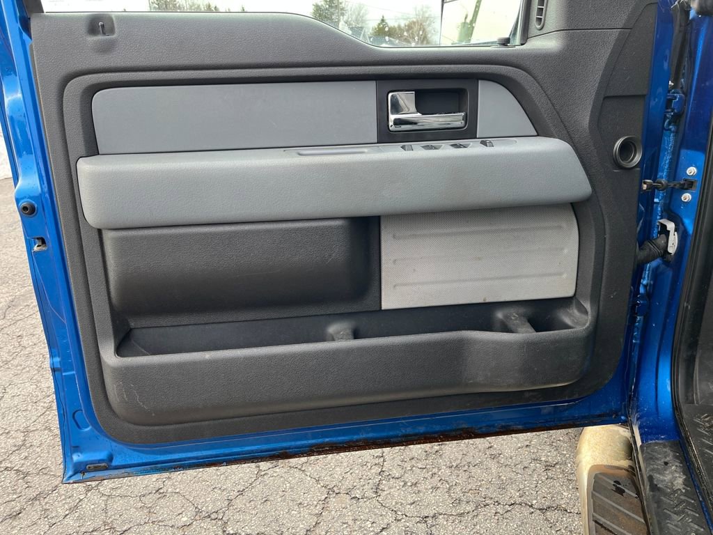 Used 2013 Ford F150 XLT w/ Luxury Equipment Group image 10