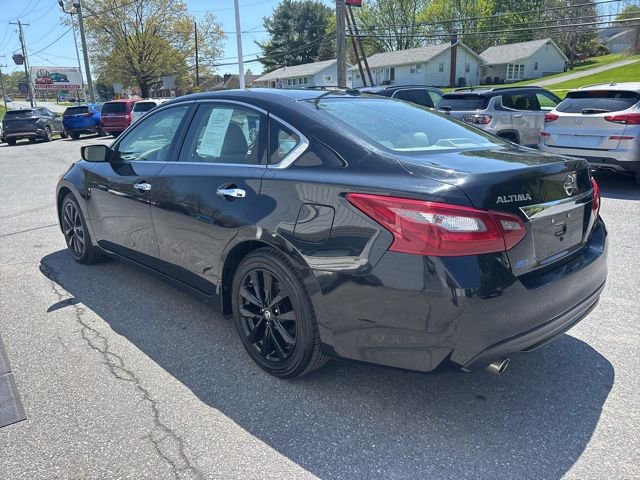 Used 2018 Nissan Altima 2.5 SV image 4