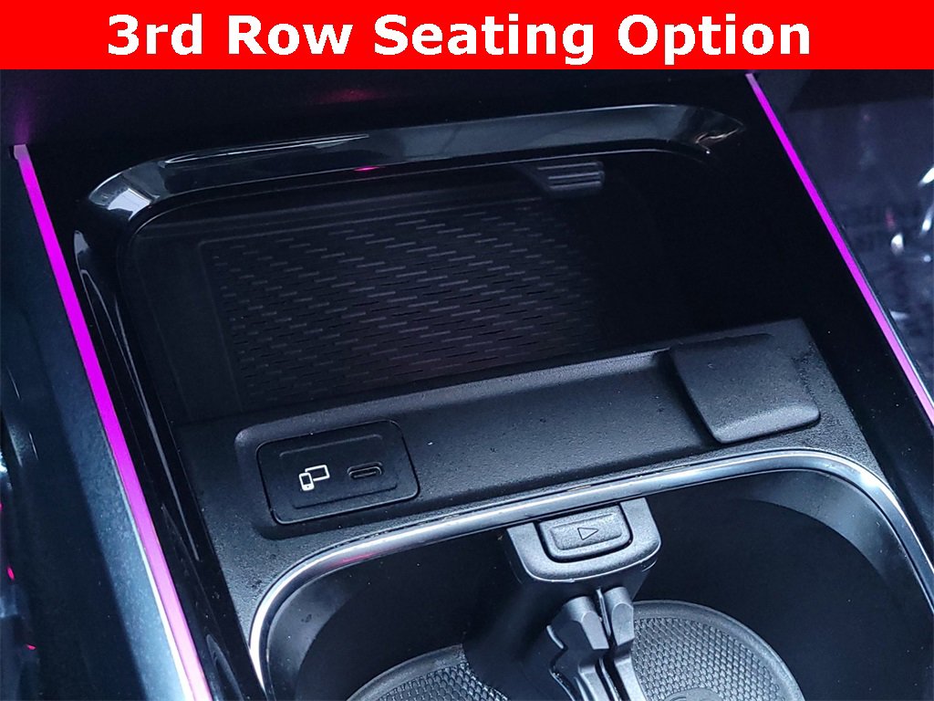 Used 2021 Mercedes-Benz GLB 250 4MATIC w/ Premium Package image 22