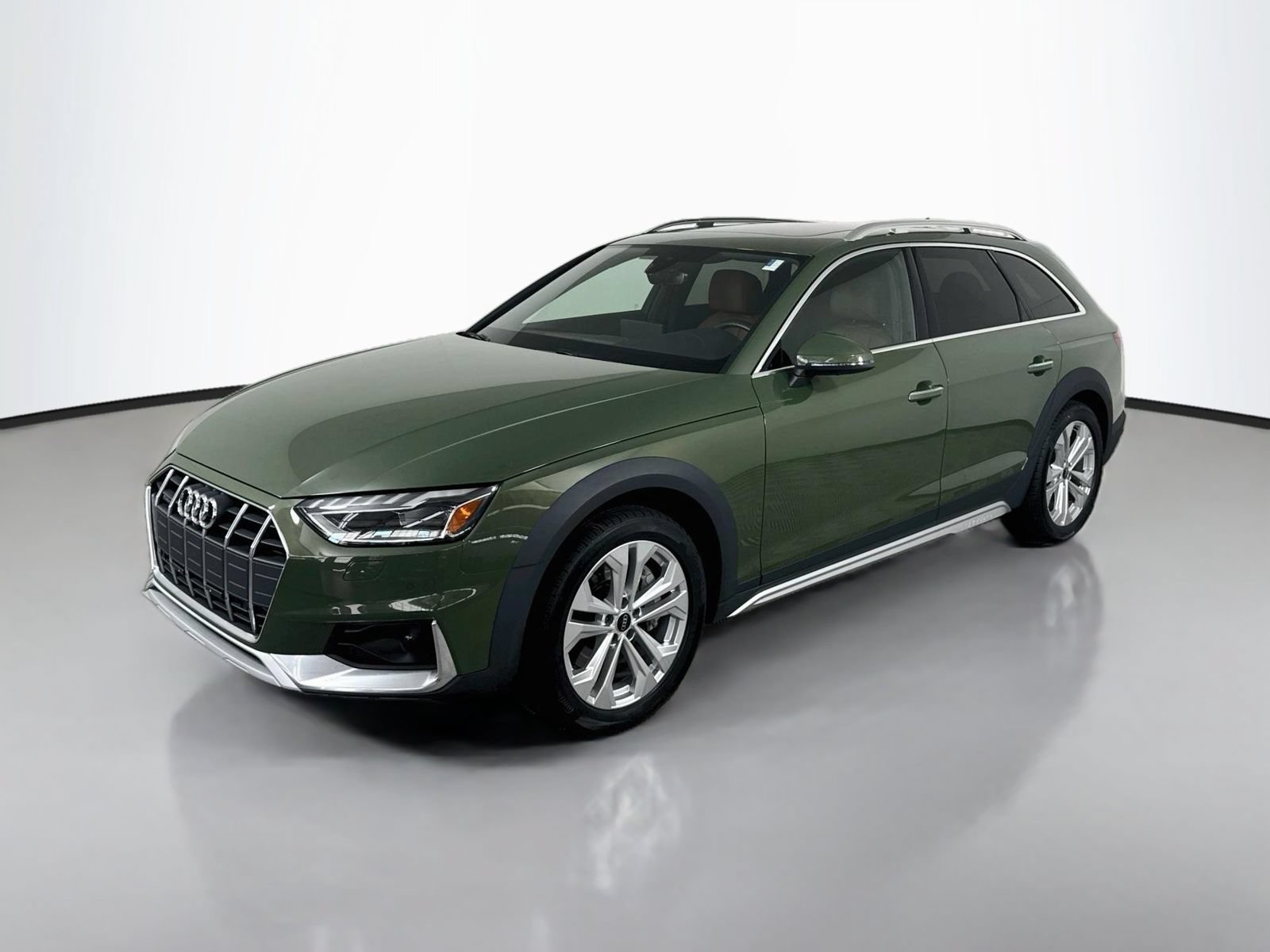 Certified 2023 Audi A4 2.0T allroad Premium Plus w/ Premium Plus Package AWD/4WD image 1