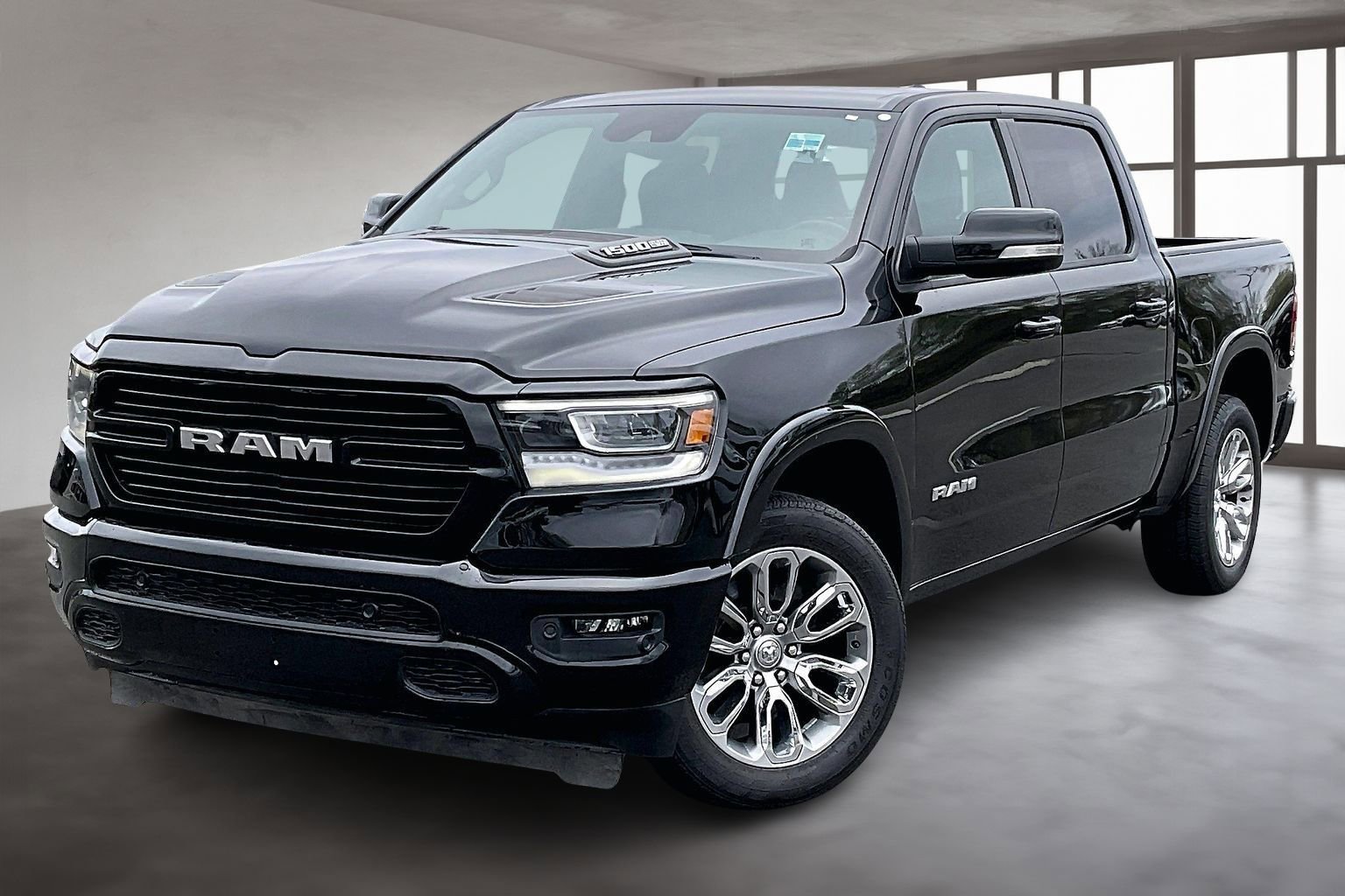 Used 2021 RAM 1500 Laramie w/ Sport Appearance Package image 3