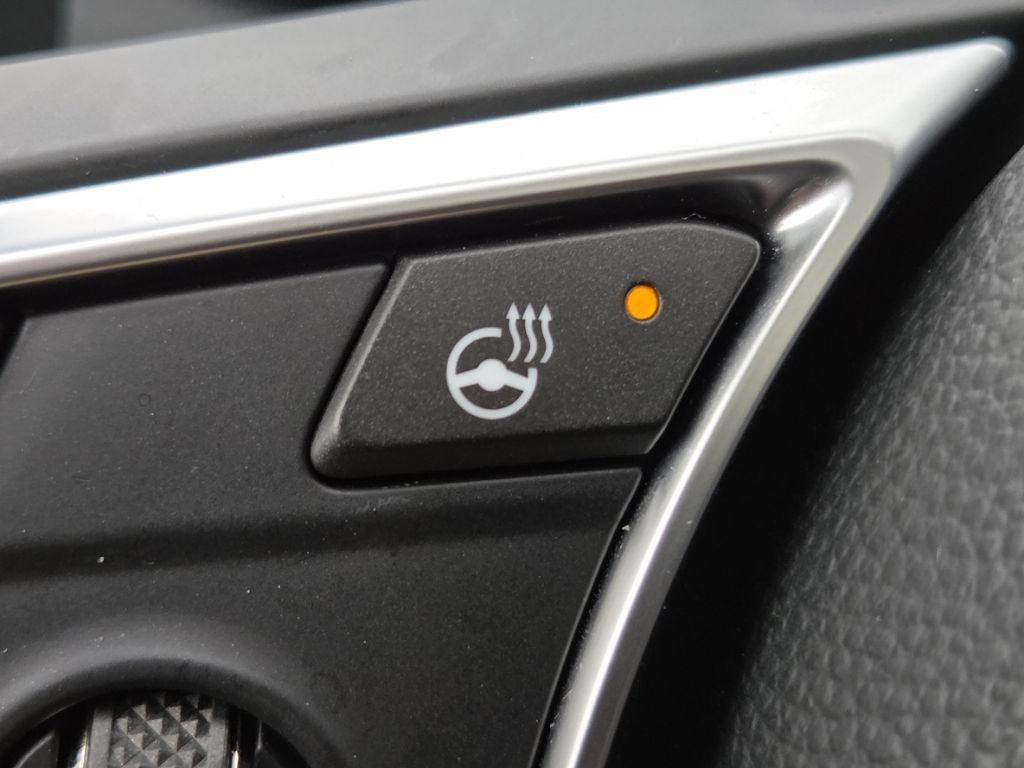 Used 2021 Acura RDX w/ Advance Package AWD/4WD image 5