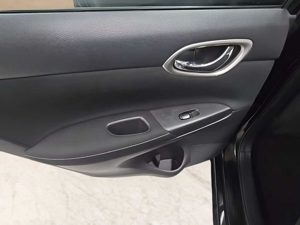 Used 2015 Nissan Sentra S FWD image 16