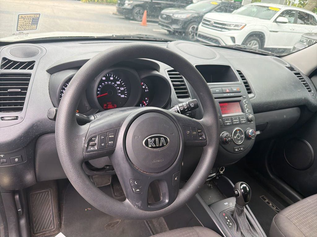 Used 2013 Kia Soul image 12