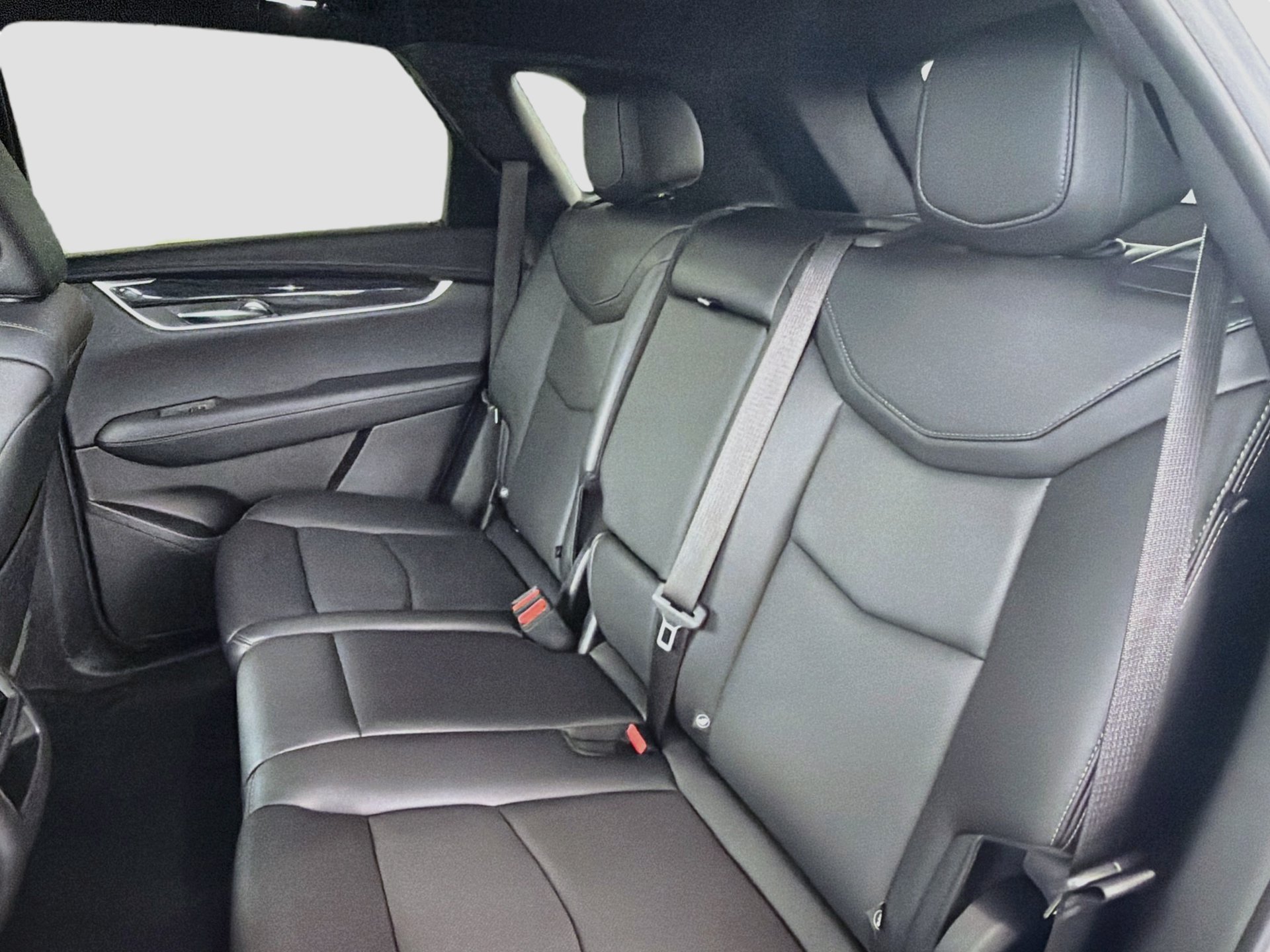 Certified 2022 Cadillac XT5 Premium Luxury FWD image 22
