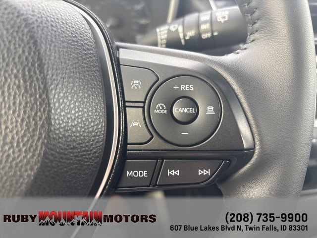 Used 2025 Toyota Corolla SE image 11