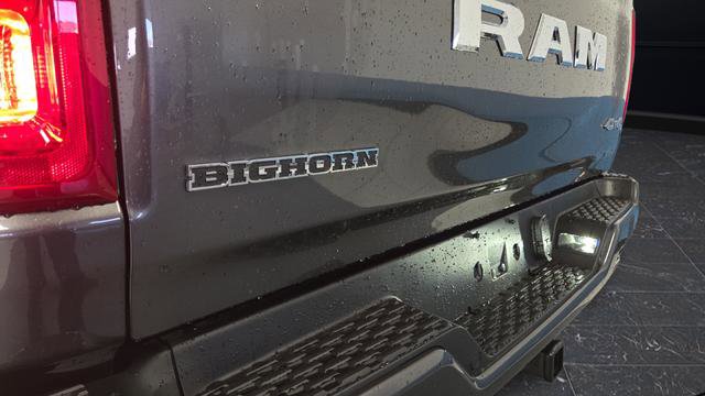 New 2026 RAM 1500 4x4 Crew Cab image 43