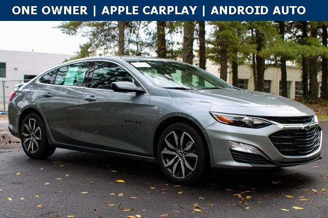 Used 2023 Chevrolet Malibu RS image 2