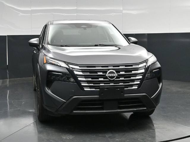 Used 2025 Nissan Rogue SV AWD/4WD image 4
