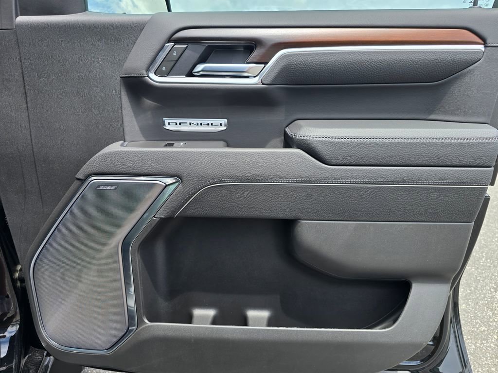 New 2025 GMC Sierra 1500 Denali w/ Denali Reserve Package image 36