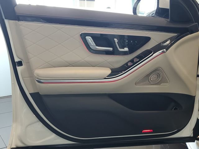 Used 2021 Mercedes-Benz S 580 4MATIC Sedan w/ AMG Line image 20