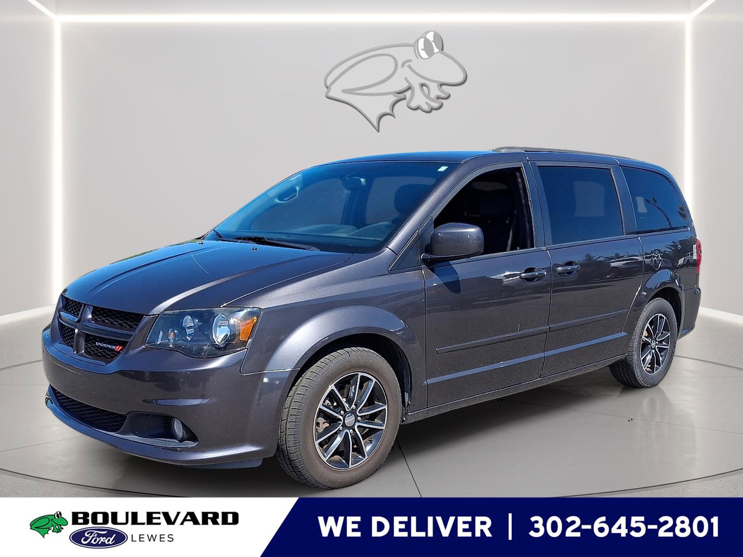 Used 2017 Dodge Grand Caravan GT image 1