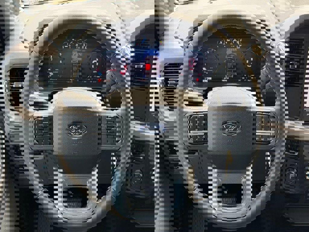 New 2026 Ford F150 XLT w/ Equipment Group 301A Standard image 10