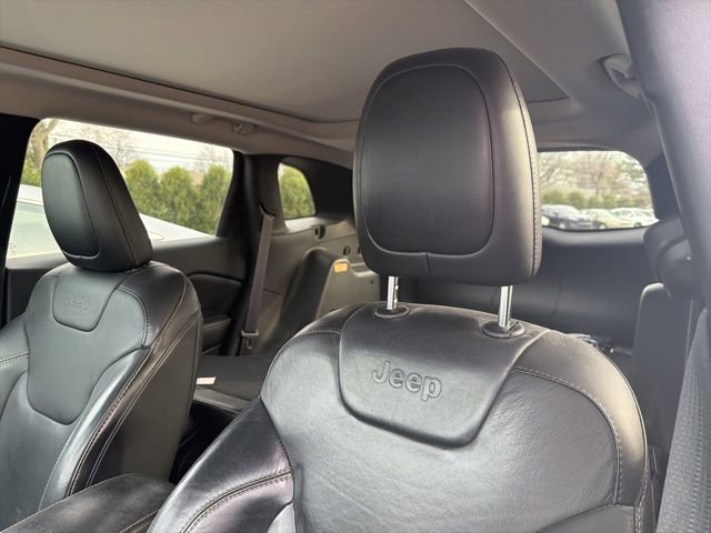 Used 2016 Jeep Cherokee High Altitude image 3