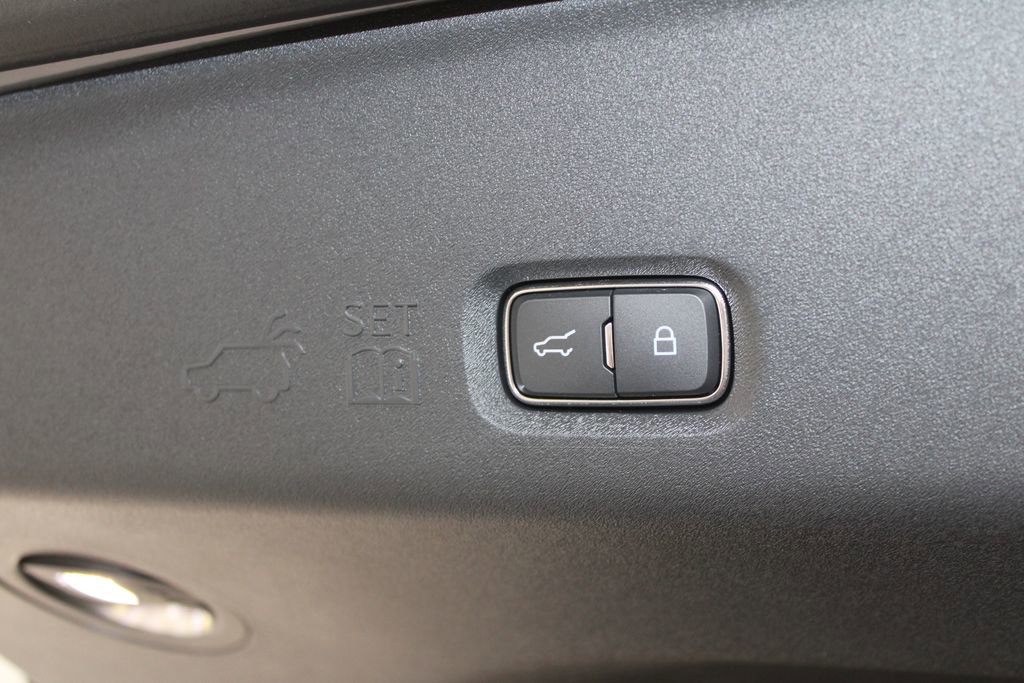 New 2025 Lincoln Navigator Reserve w/ Jet Appearance Package image 22