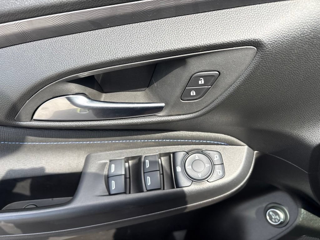 Used 2024 Buick Envista Sport Touring w/ Convenience I Package FWD image 16
