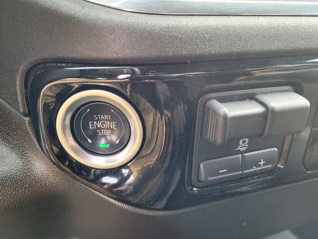 Used 2025 Chevrolet Silverado 1500 LT image 19