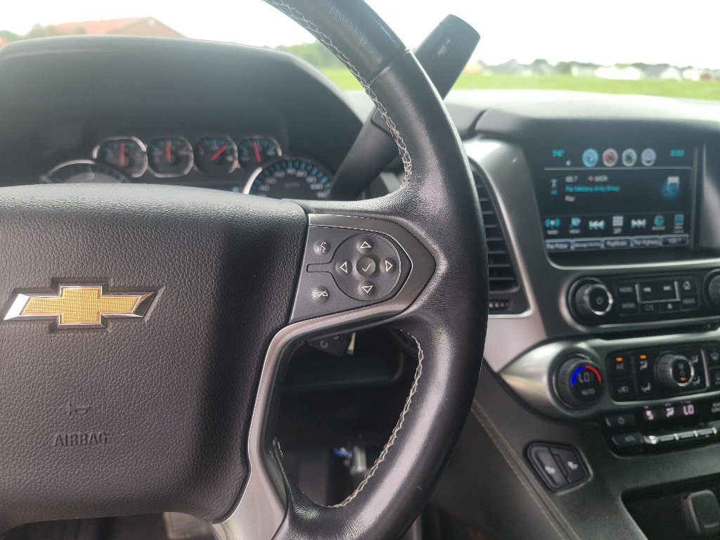 Used 2017 Chevrolet Suburban LT AWD/4WD image 16