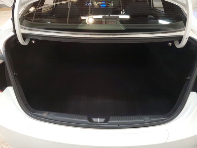 Used 2013 Hyundai Elantra GLS w/ Preferred Pkg FWD image 24