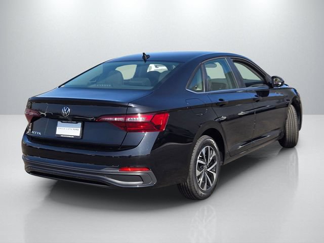 Used 2023 Volkswagen Jetta S FWD image 4