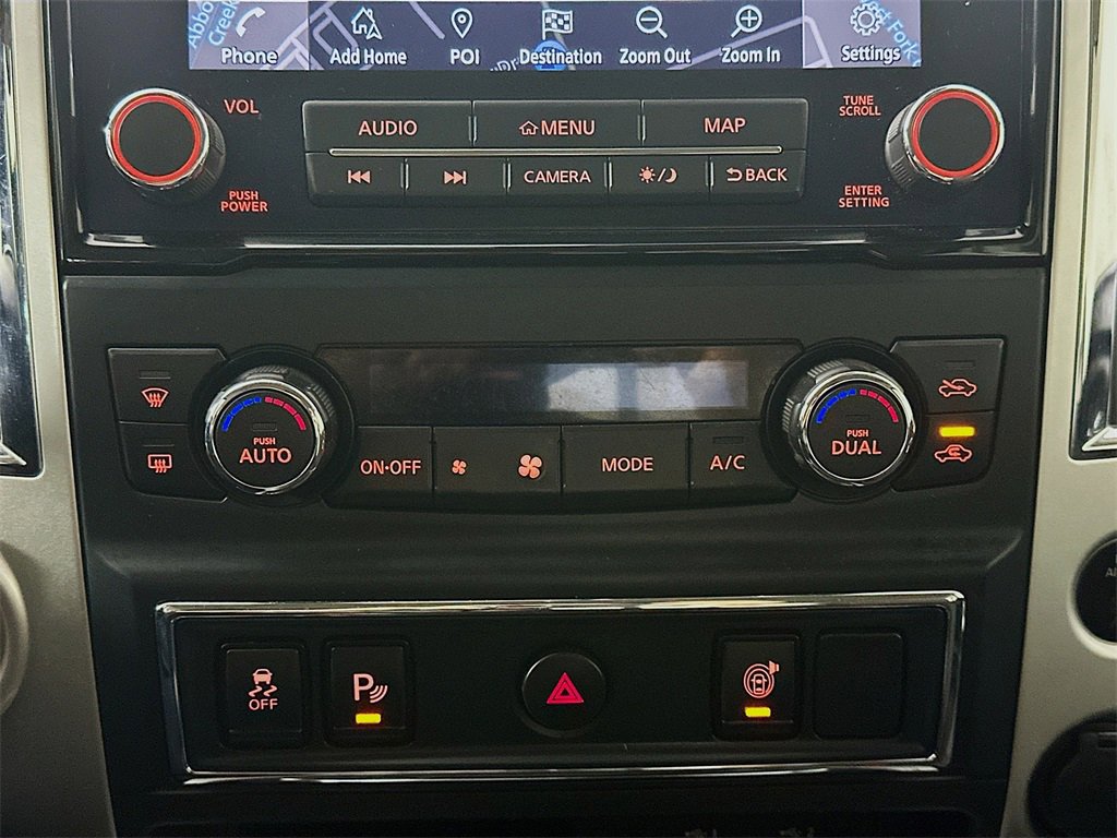 Used 2021 Nissan Titan SV w/ SV Convenience Package image 18