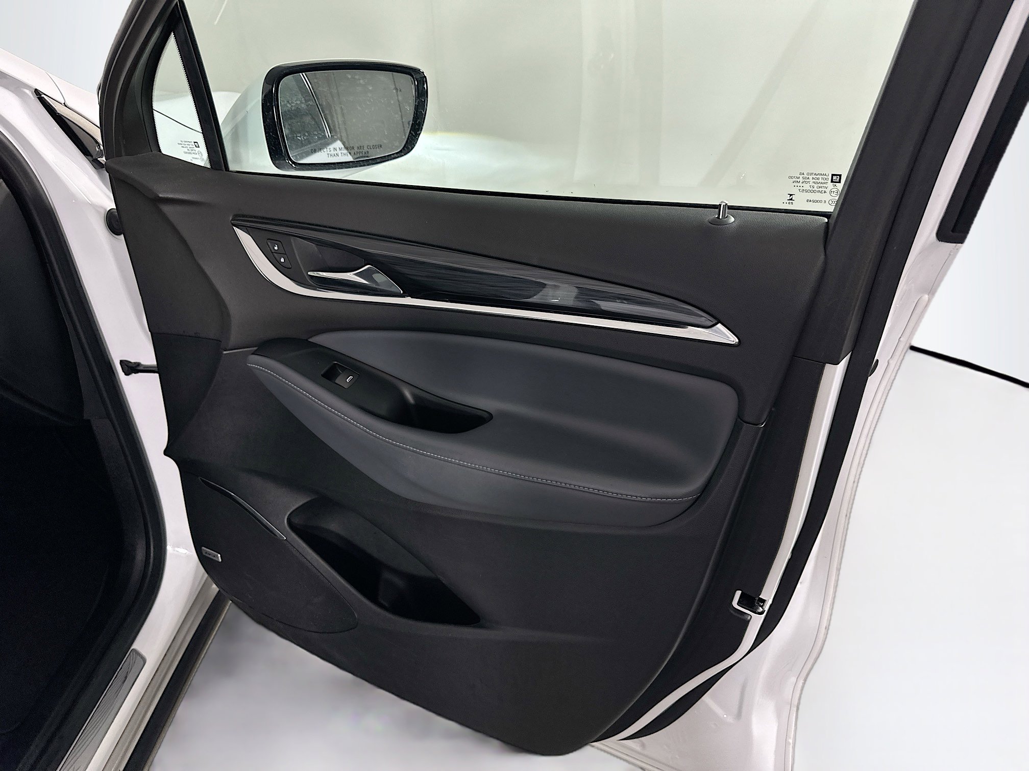 Used 2024 Buick Enclave Premium image 34