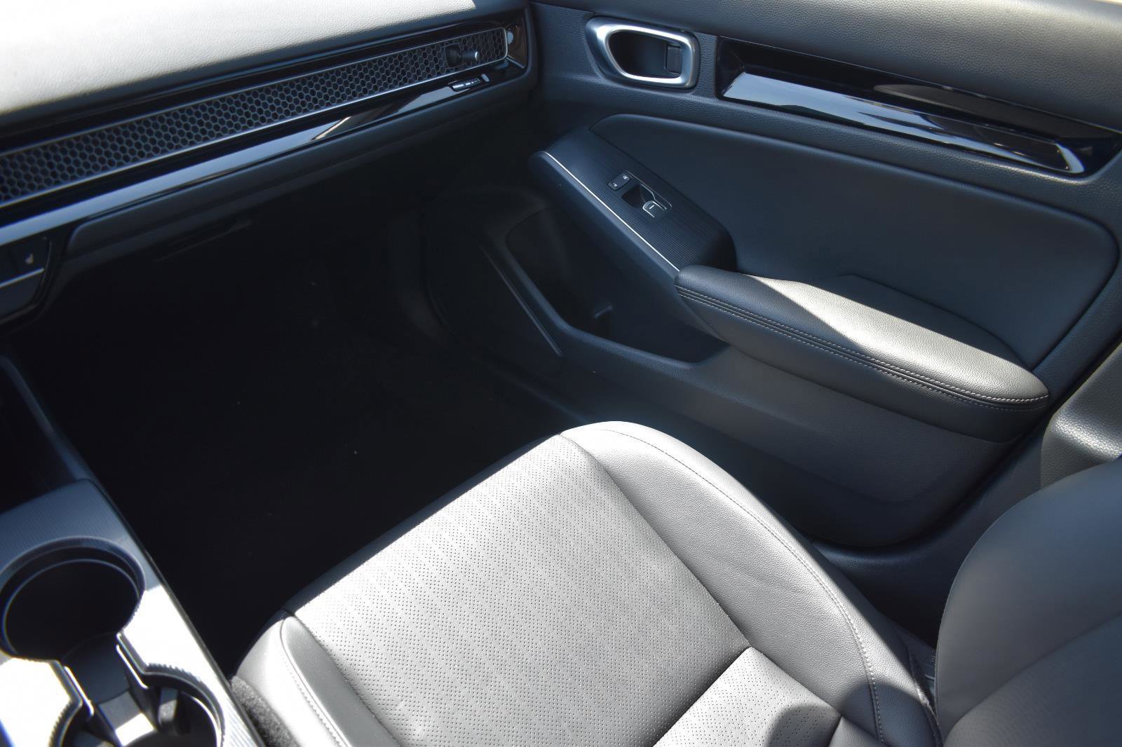 Used 2024 Honda Civic Touring image 19