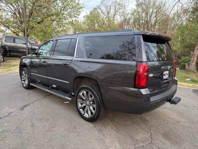 Used 2018 Chevrolet Suburban LT w/ LT Signature Package AWD/4WD image 4