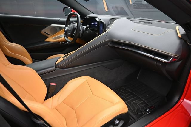 Used 2020 Chevrolet Corvette Stingray Preferred Cpe w/ 2LT Preferred Equipment Group RWD image 16