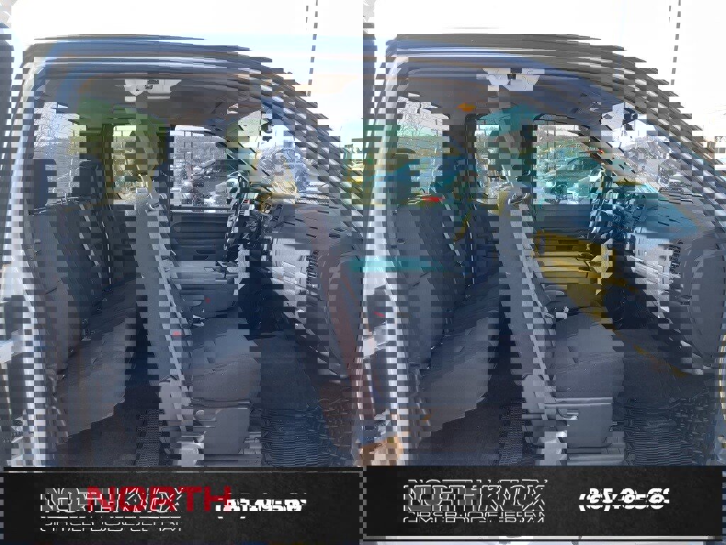 Used 2013 Chevrolet Silverado 2500 LT w/ Convenience Package image 9