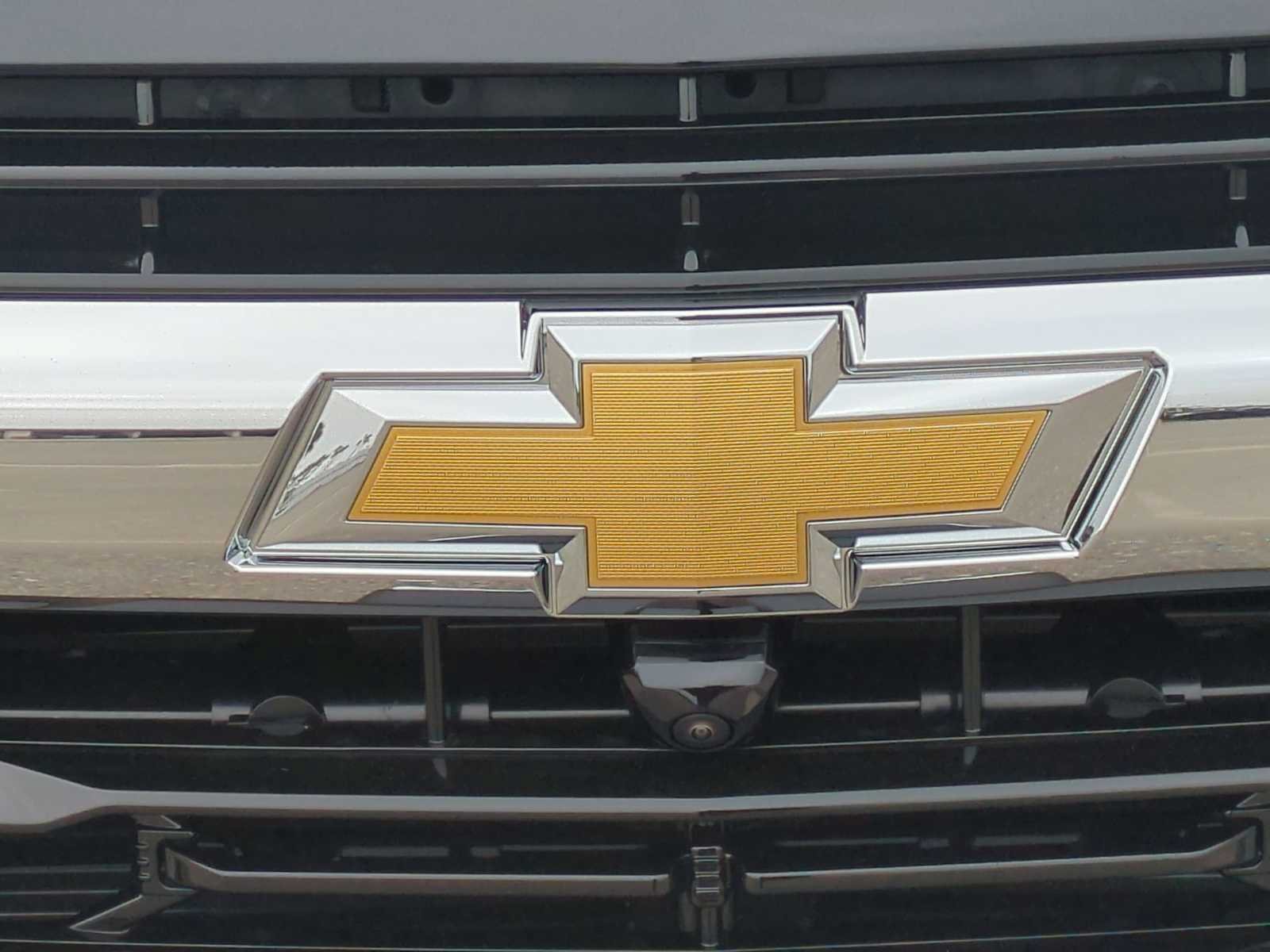 New 2026 Chevrolet Suburban LS AWD/4WD image 8