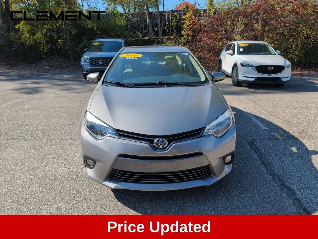 Used 2016 Toyota Corolla LE FWD image 14