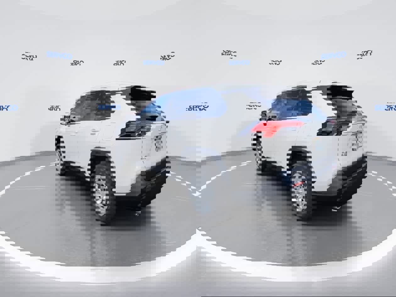 Used 2022 Toyota RAV4 LE FWD image 6