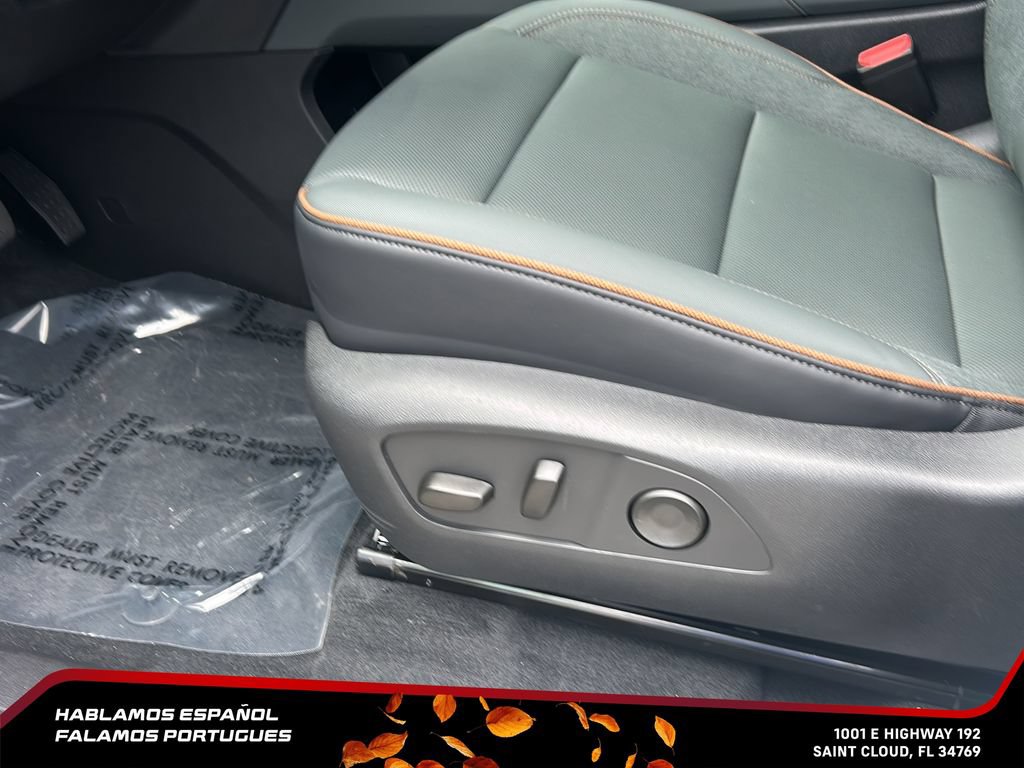 New 2026 GMC Acadia AT4 w/ Luxury Package AWD/4WD image 13