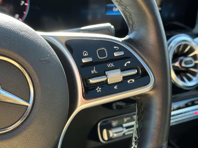 Used 2023 Mercedes-Benz GLB 250 image 31