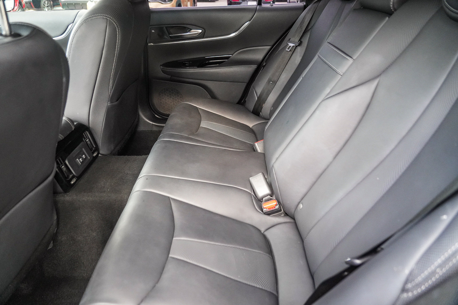 Certified 2021 Toyota Mirai w/ Advanced Technology Package RWD image 18