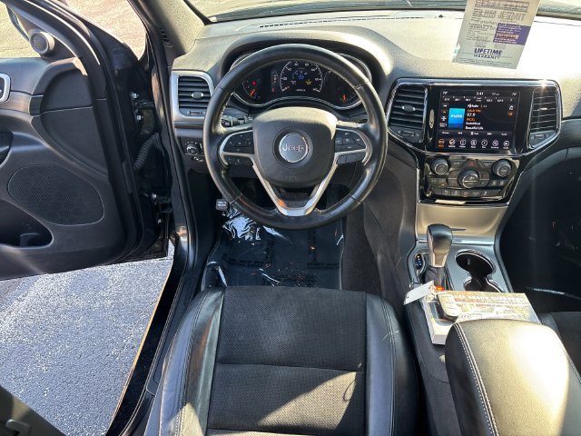 Used 2020 Jeep Grand Cherokee Altitude AWD/4WD image 15