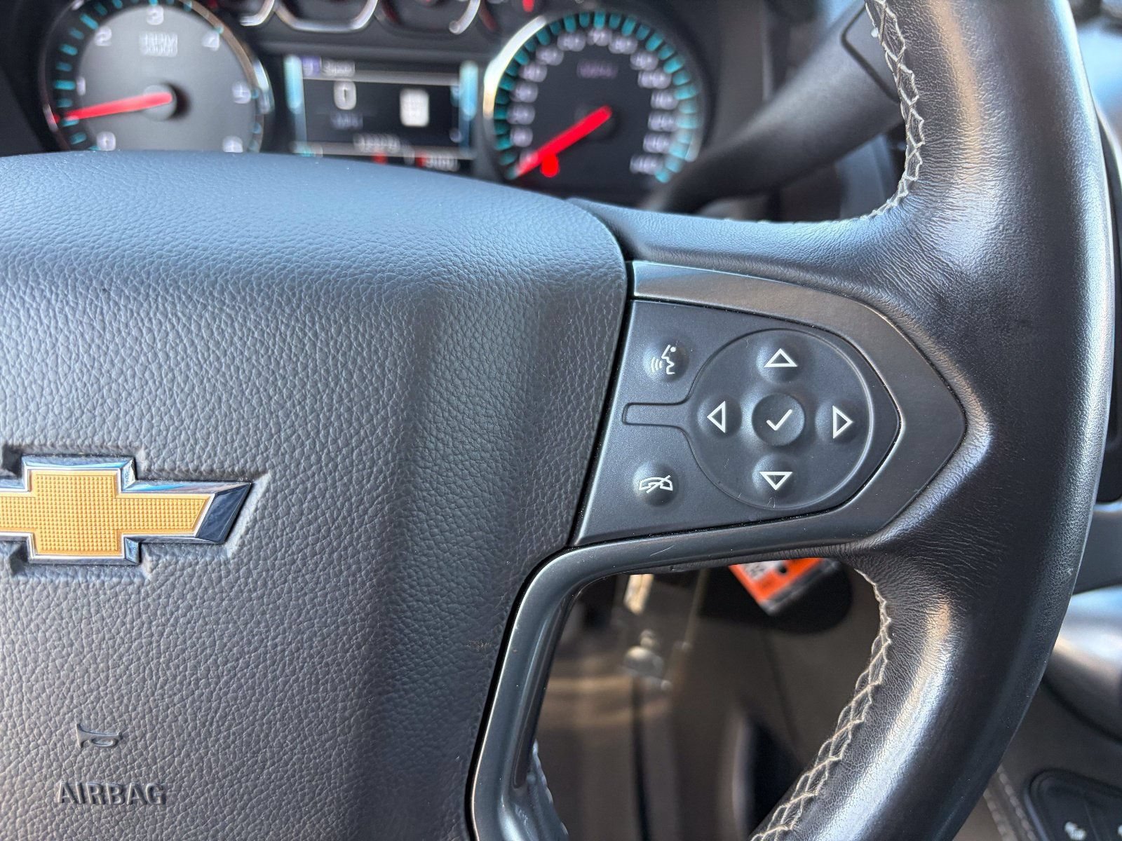 Certified 2019 Chevrolet Suburban LT AWD/4WD image 26