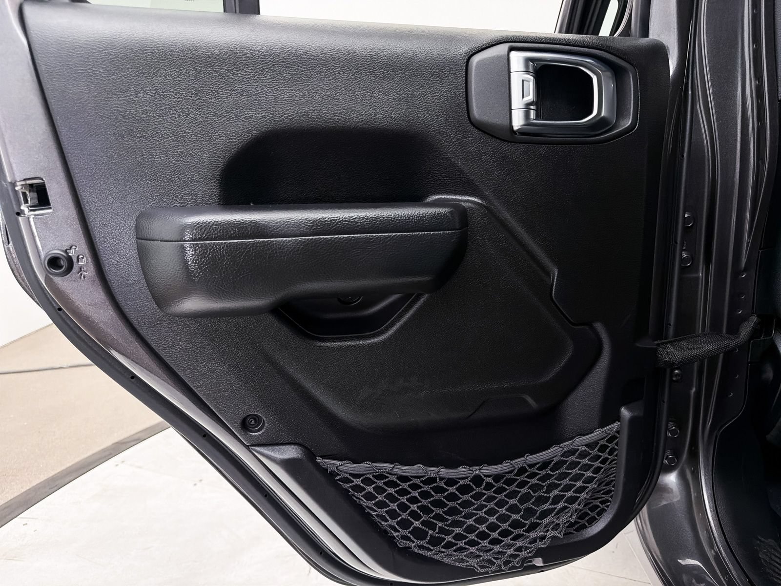 Used 2024 Jeep Wrangler Unlimited Sport AWD/4WD image 22