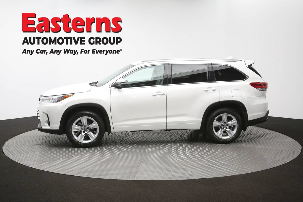Used 2017 Toyota Highlander Limited Platinum AWD/4WD image 65