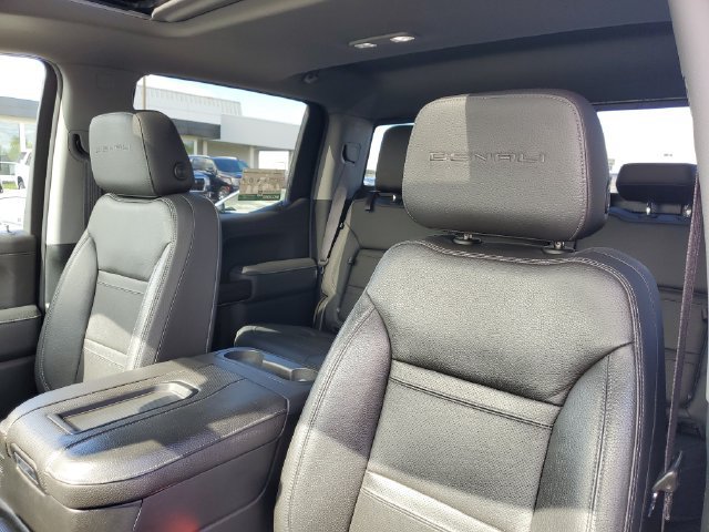 Used 2020 GMC Sierra 1500 Denali w/ Denali Ultimate Package AWD/4WD image 12