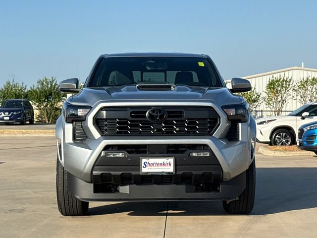 Used 2026 Toyota Tacoma TRD Sport w/ TRD Sport Upgrade Package RWD image 2
