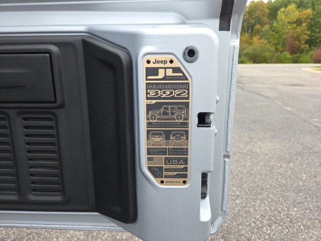 Used 2024 Jeep Wrangler Unlimited Rubicon 392 image 56