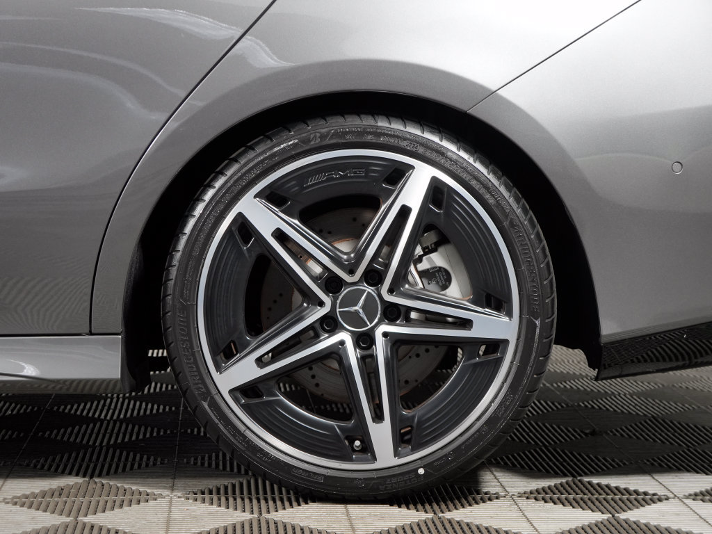 Certified 2025 Mercedes-Benz CLA 35 AMG 4MATIC image 10