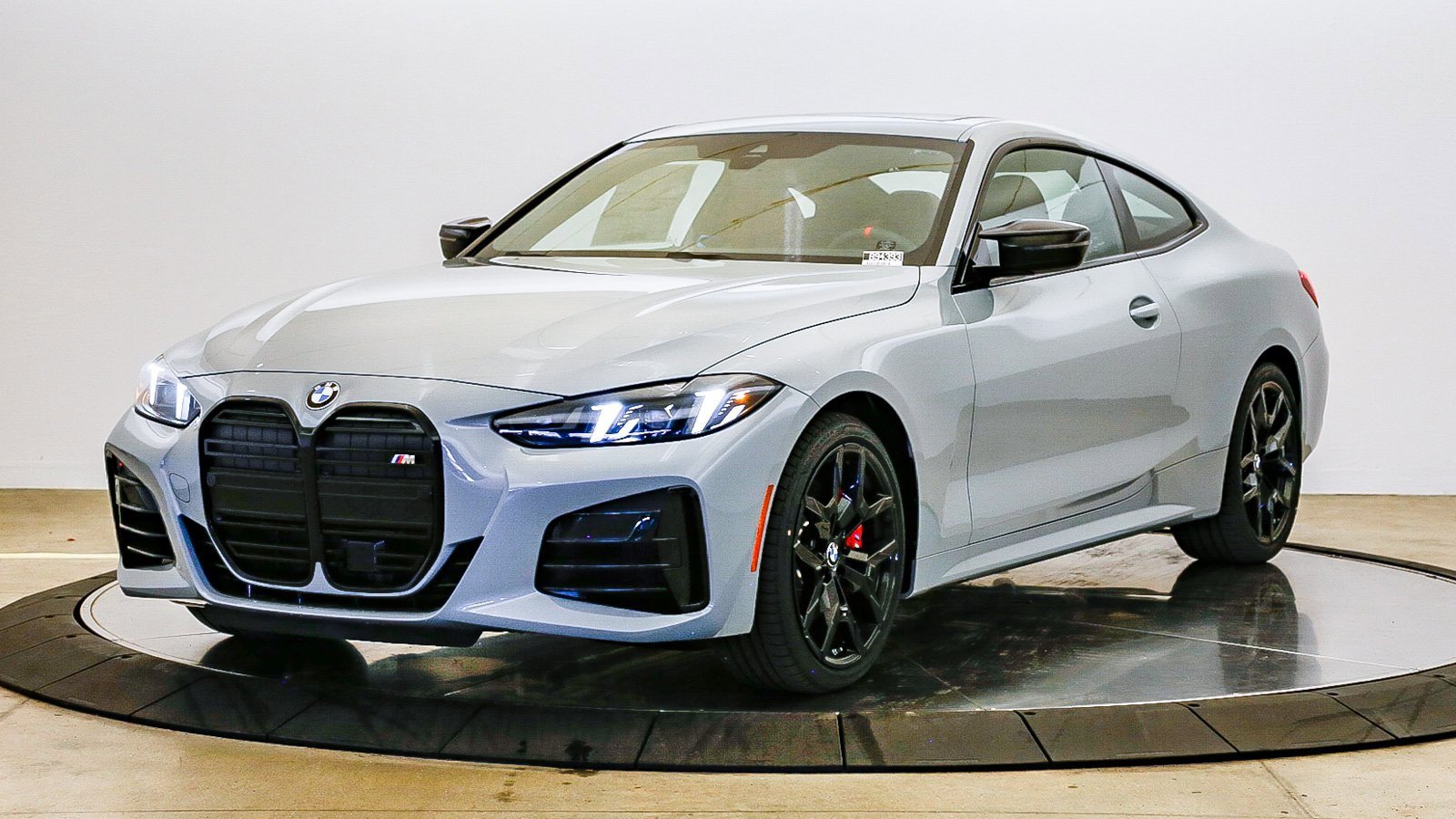 New 2025 BMW 440i xDrive Coupe w/ Premium Package