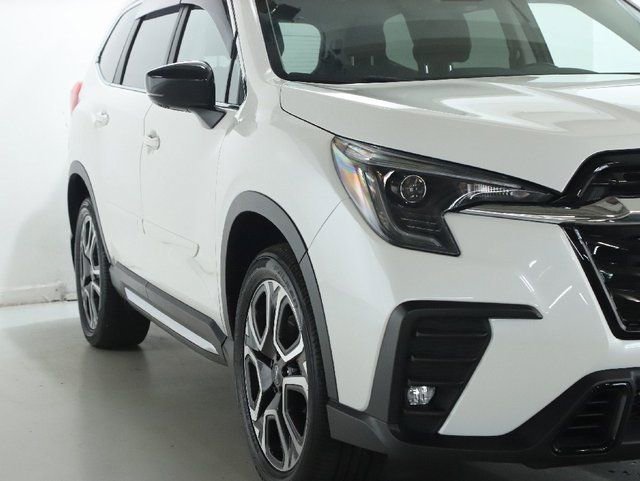 Certified 2025 Subaru Ascent Limited AWD/4WD image 8